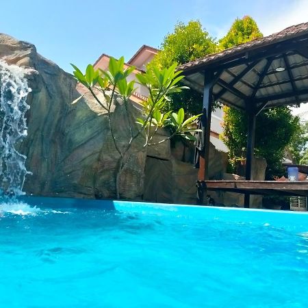 Roemahkoe Holidayhome Malacca Kültér fotó