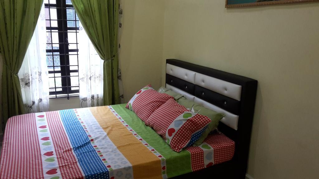 Roemahkoe Holidayhome Malacca Kültér fotó